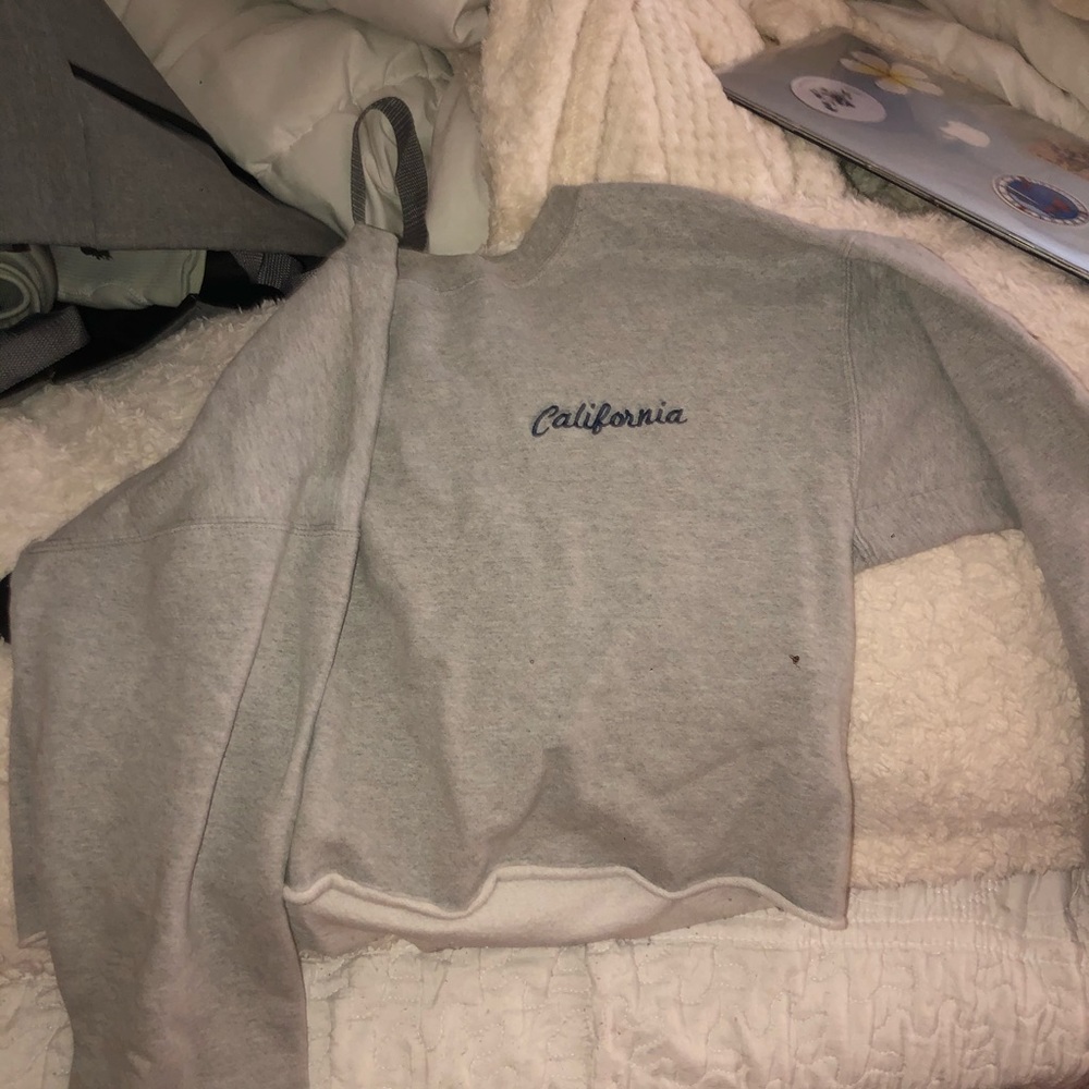 cropped brandy melville sweater